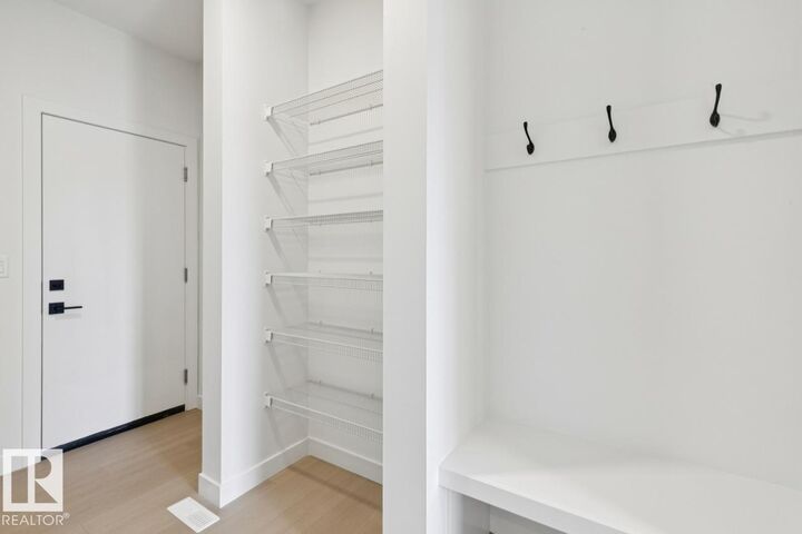 Property Photo: 5132 Cawsey Bend SW AB T6W 5M8