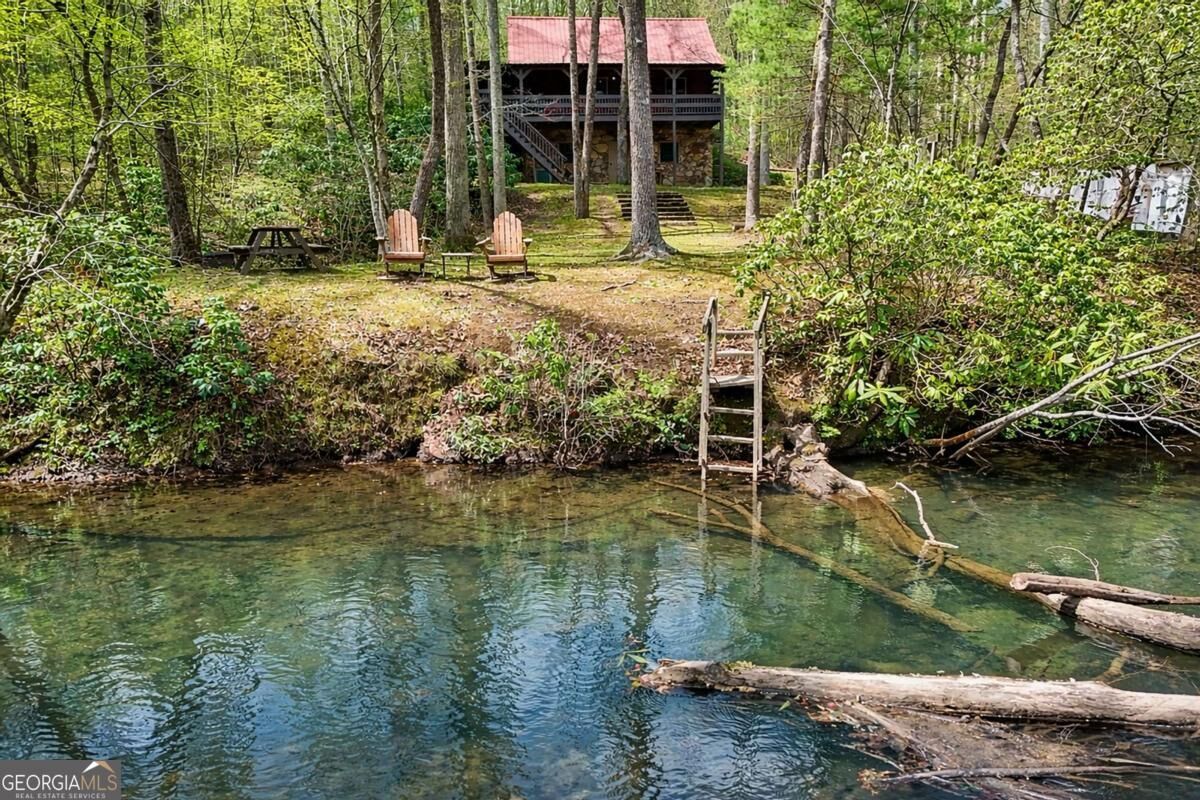 Property Photo:  545 Laurel Circle  GA 30513 