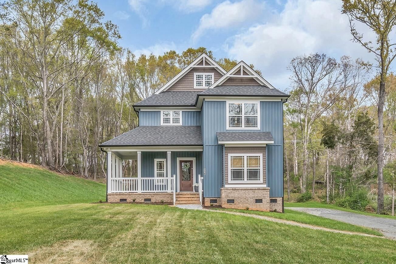 Property Photo: 318 Dancing Water Drive SC 29323