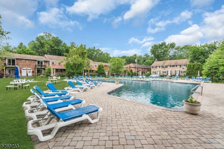 Property Photo:  320 South Street 10G  NJ 07960 