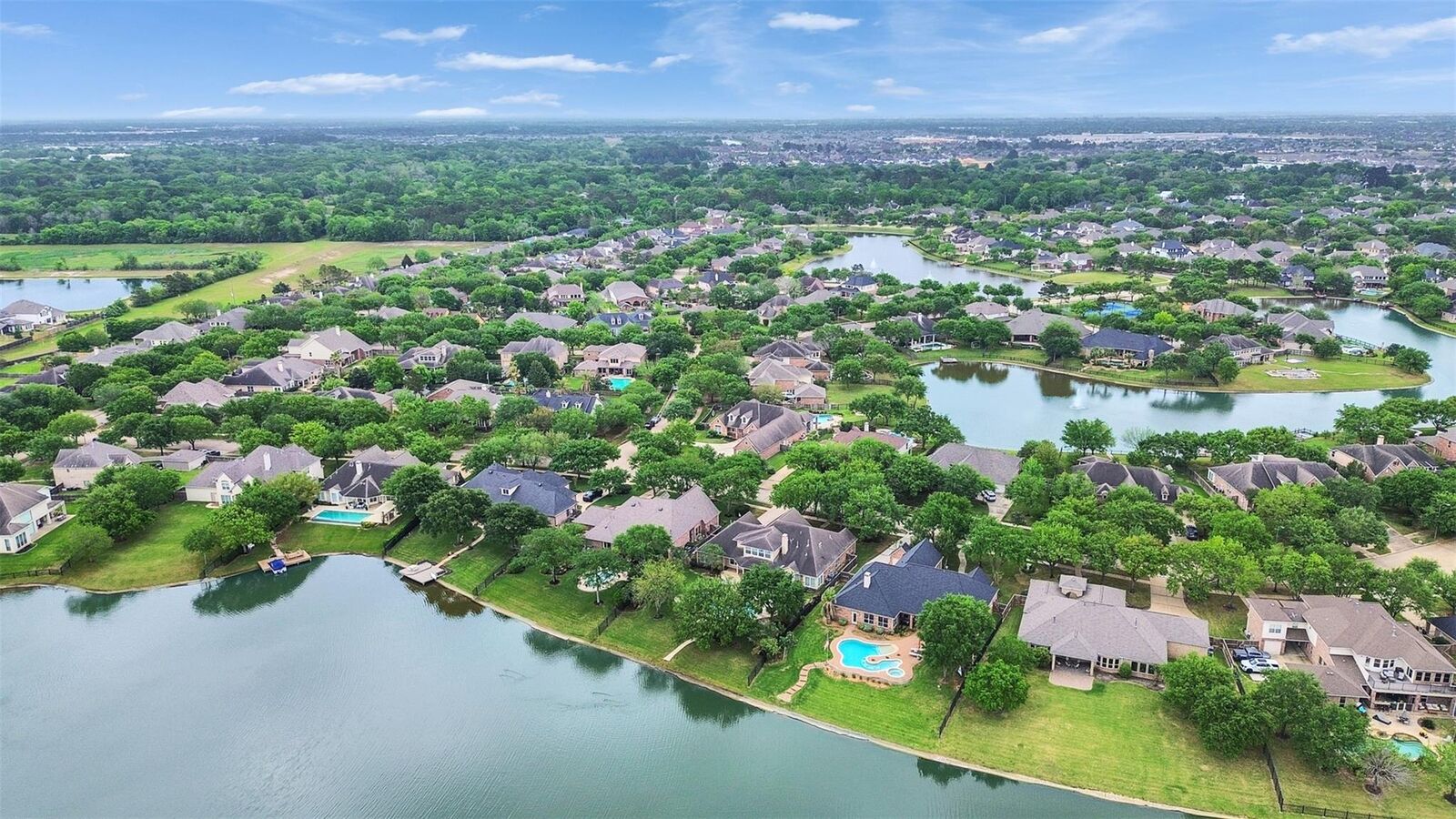 Property Photo:  1942 Lake Fountain Drive  TX 77494 