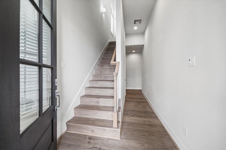 Property Photo: 5209 Allen Street C TX 77007