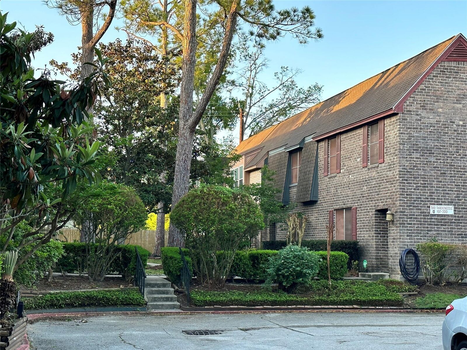 Property Photo:  840 Threadneedle Street 199  TX 77079 
