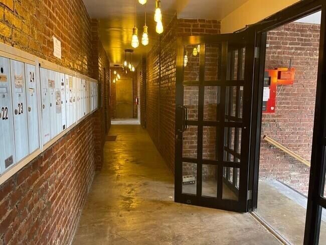 Property Photo:  35 Rock St 25  NJ 07306 