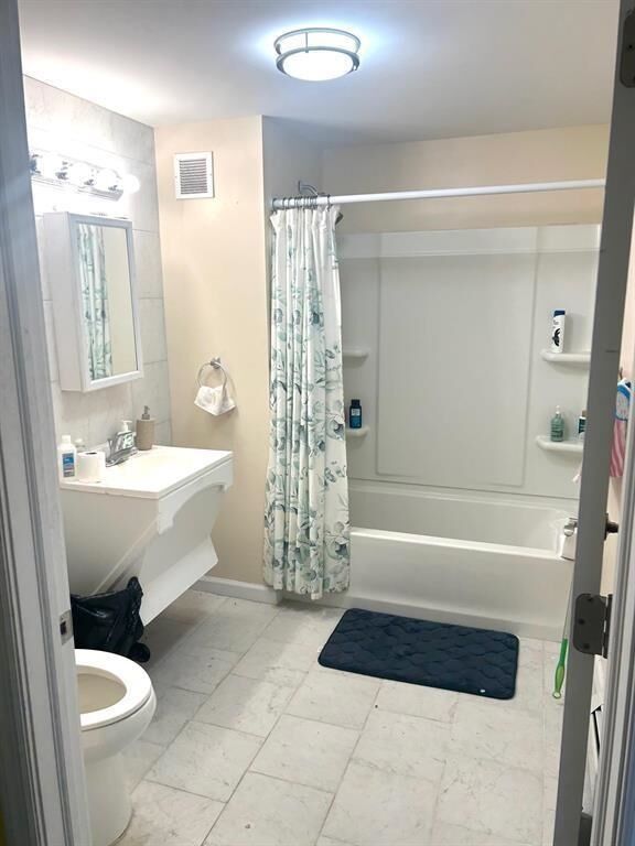 Property Photo:  22 Liberty Ave 3D  NJ 07306 