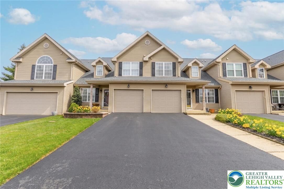 Property Photo: 4024 Evergreen Road PA 18104