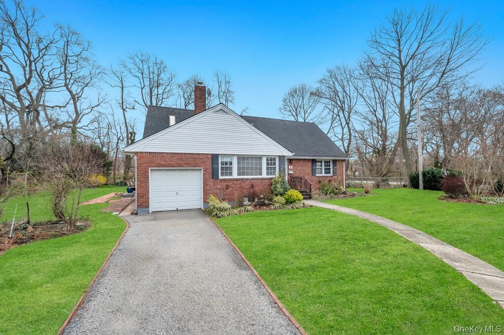 Property Photo:  50 Sudbury Lane  NY 11590 