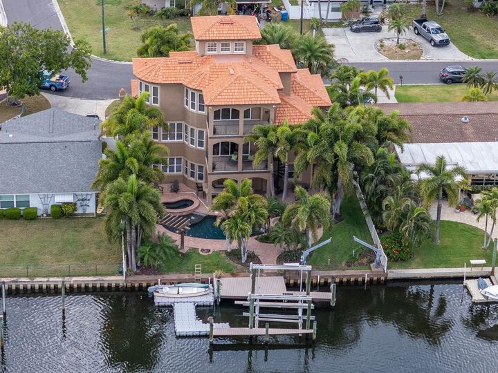 Property Photo: 507 Driftwood Drive E FL 34683