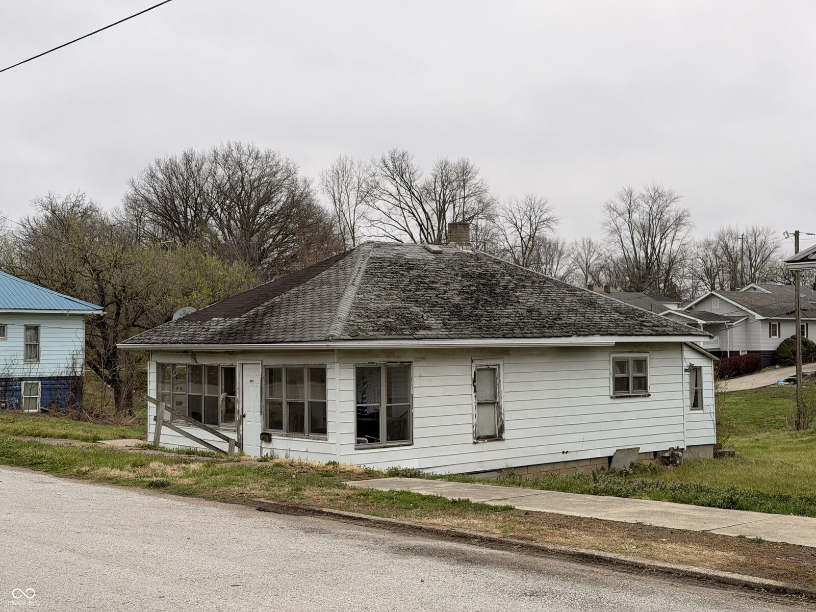 Property Photo: 1004 N Washington Street IN 47512