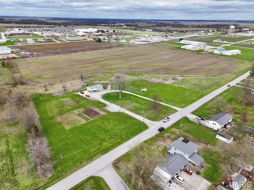 Property Photo:  904 E Cleveland Street  MO 63456 