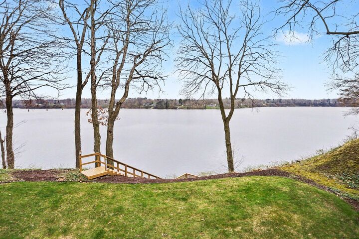 Property Photo:  9895 Lakeview Drive  MI 49103 