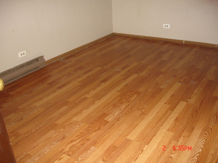 Property Photo:  708 N Briar Hill Lane 2  IL 60101 