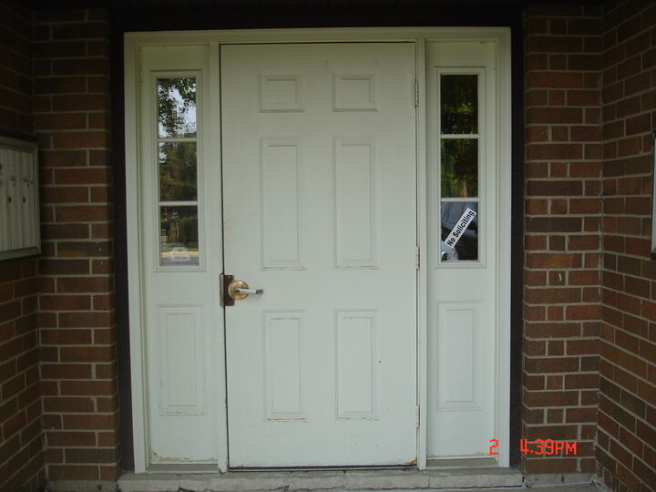 Property Photo:  708 N Briar Hill Lane 2  IL 60101 