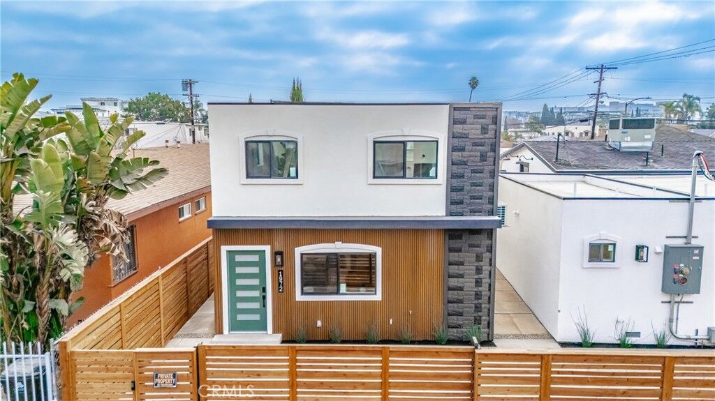 Property Photo:  1972 S Corning Street  CA 90034 