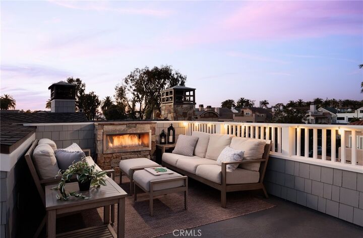 Property Photo:  430 Marigold Avenue  CA 92625 