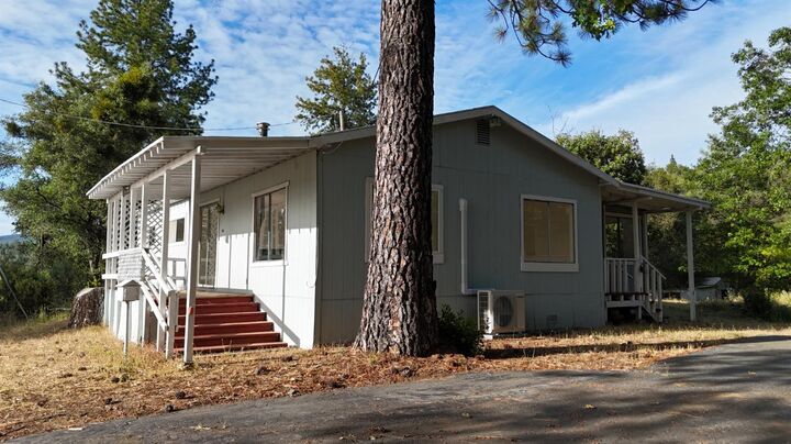 Property Photo:  15679 Ware Lane  CA 95972 