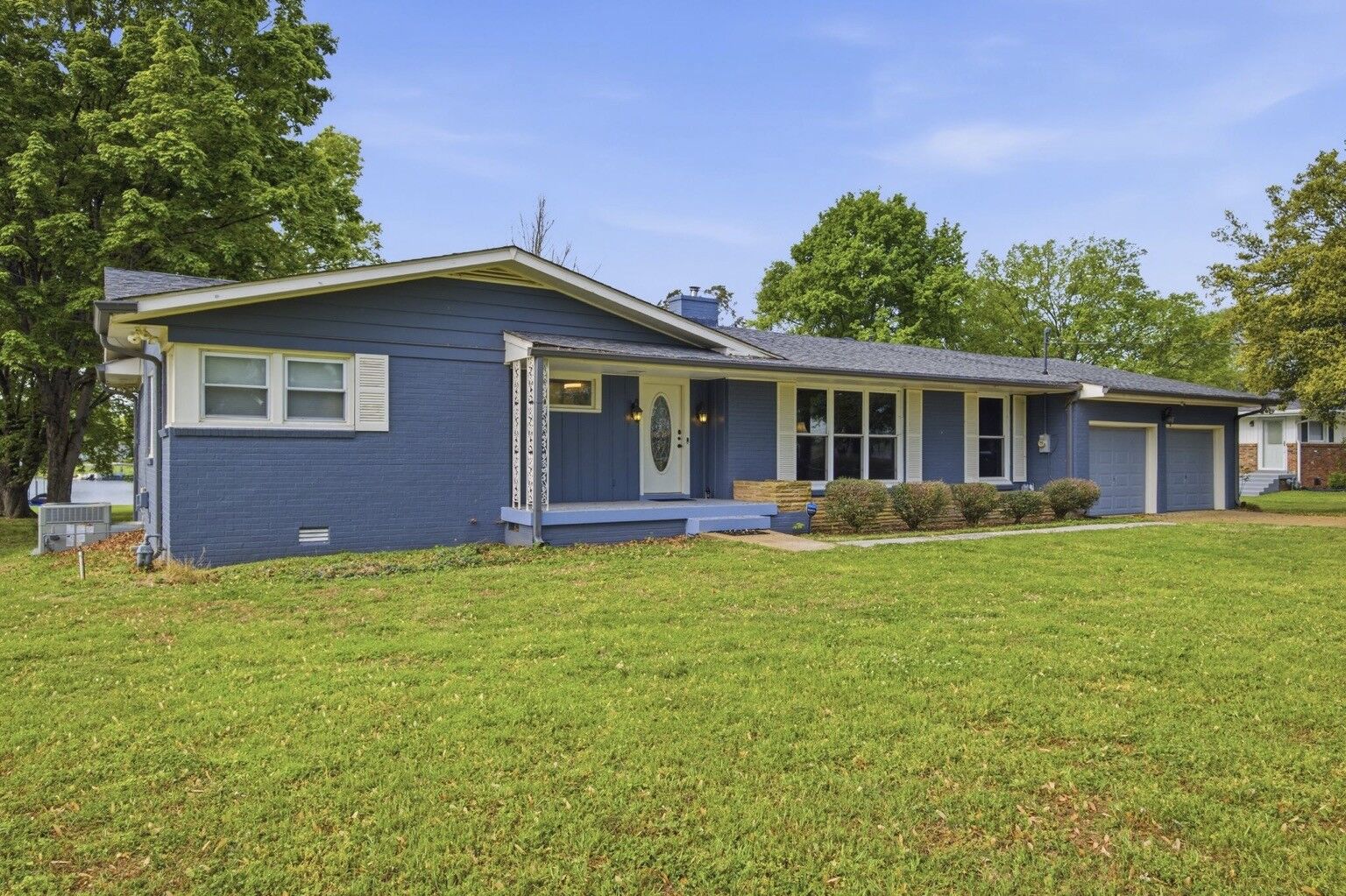 Property Photo:  110 Walnut Drive  TN 37075 