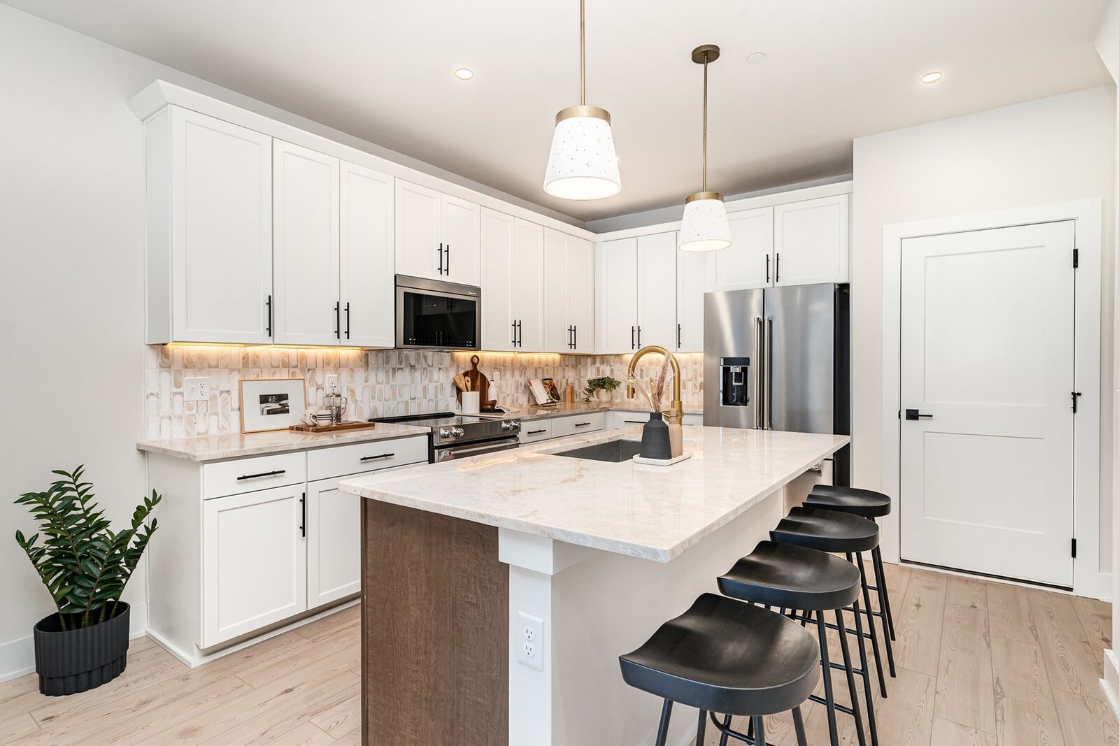 Property Photo:  136 Zola Aly  TN 37209 