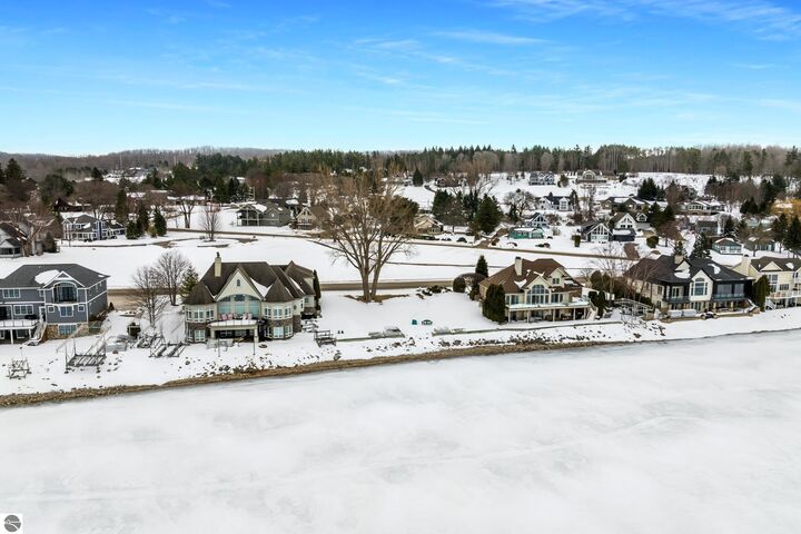 Property Photo: 707 Lake Park Drive MI 49712