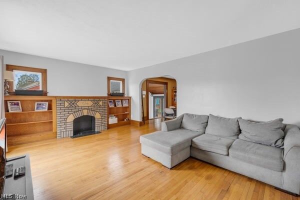 Property Photo:  624 E Ford Avenue  OH 44203 