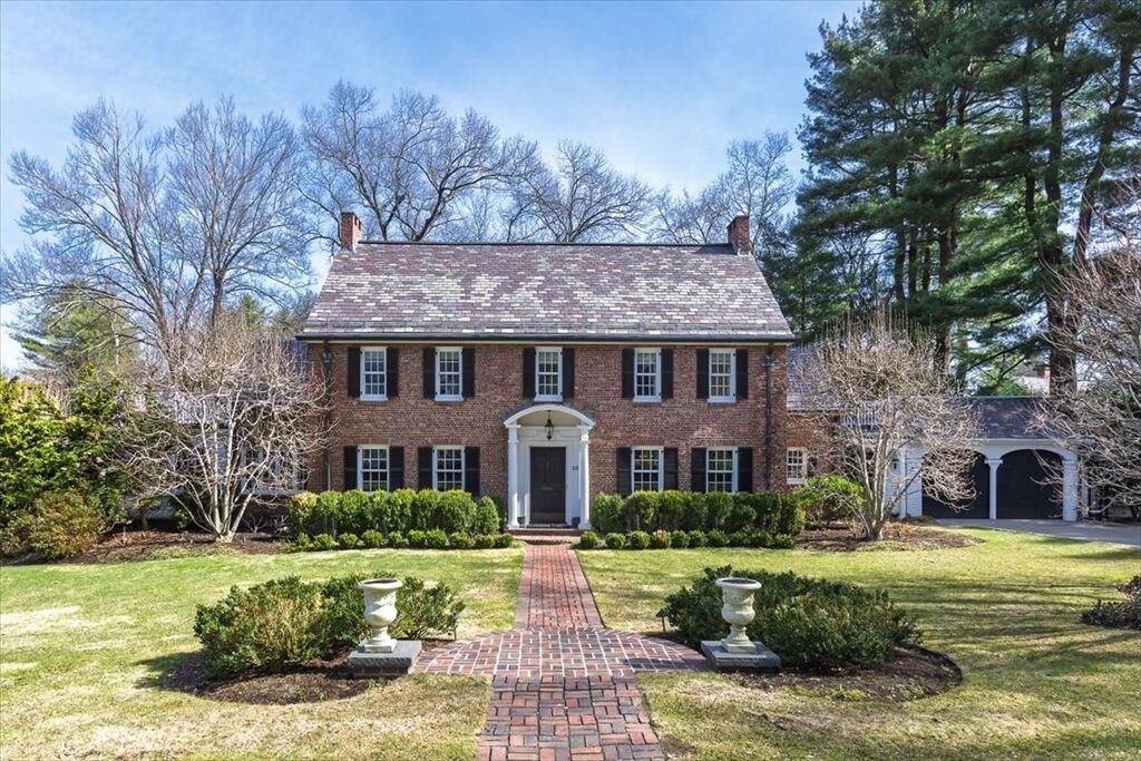 Property Photo: 10 Clark Rd MA 02481