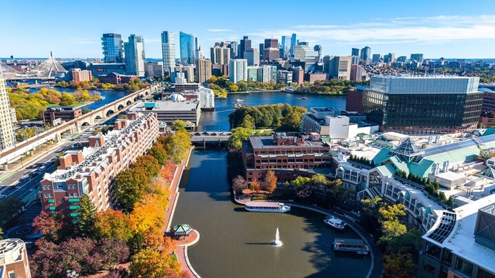 Property Photo:  4 Canal Park Ph8  MA 02141 