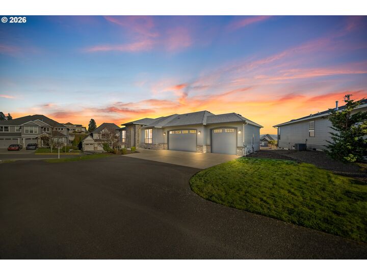 Property Photo:  12541 SE Hadeed Dr  OR 97086 