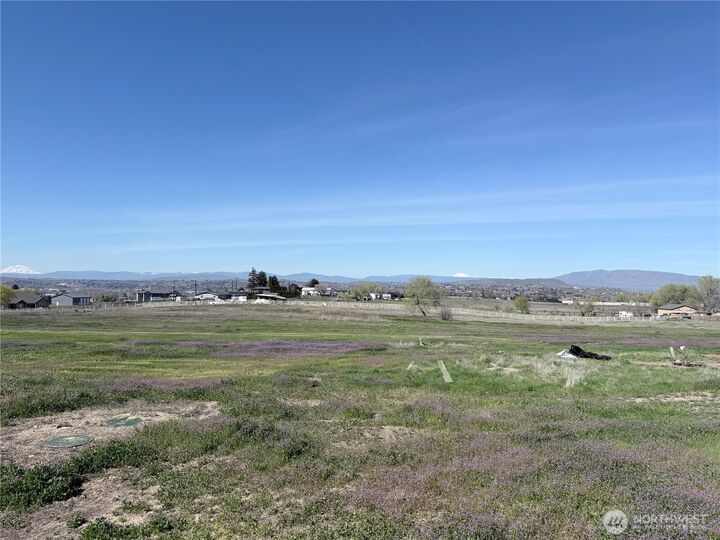 Property Photo: 0 Wilson Road WA 98901