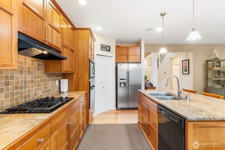 Property Photo: 14600 36th Avenue SE WA 98012