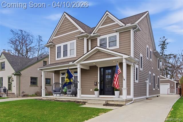 Property Photo:  911 Wyandotte Avenue  MI 48067 