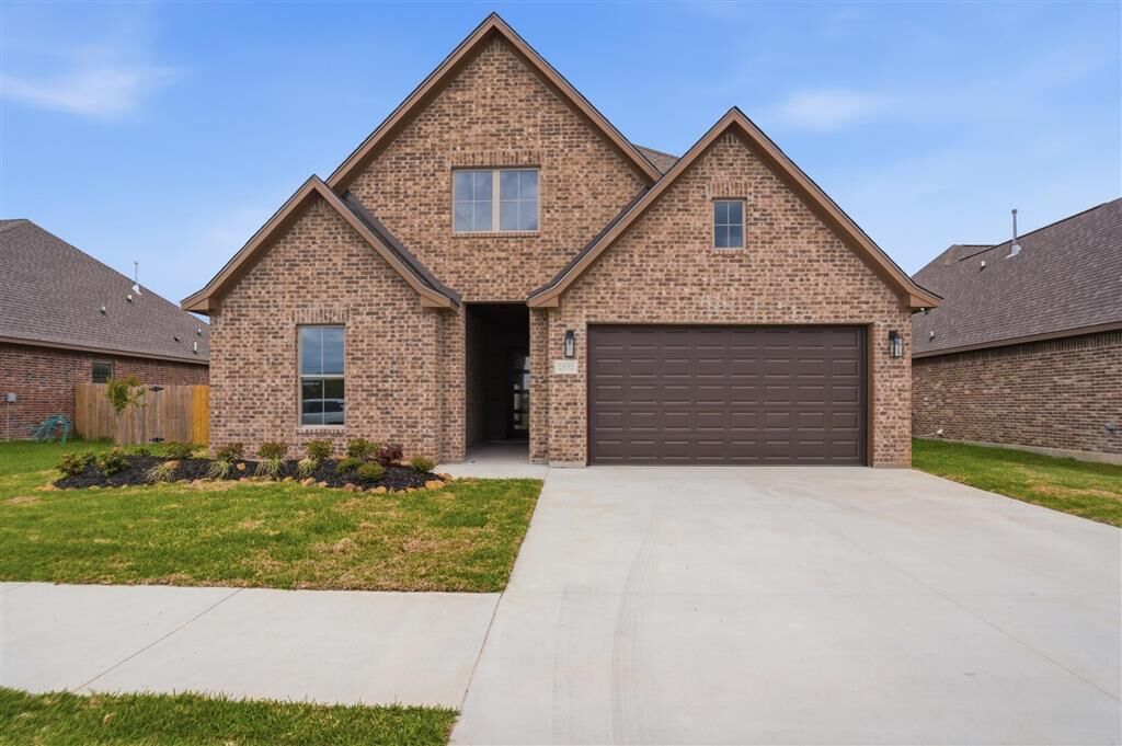 Property Photo:  2532 South View  LA 70605 