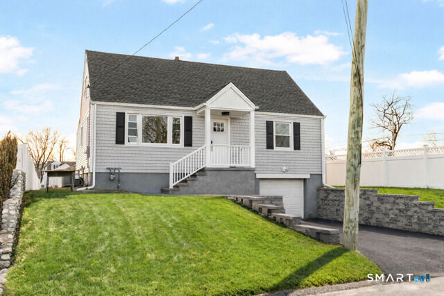 Property Photo:  115 Washington Parkway  CT 06615 