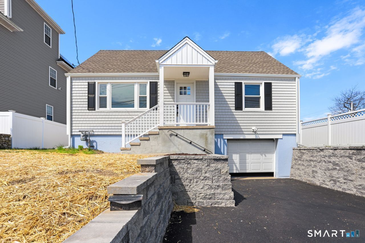 Property Photo: 115 Washington Parkway CT 06615