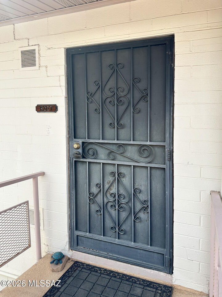 Property Photo:  1755 S Jones Boulevard R 207  AZ 85713 