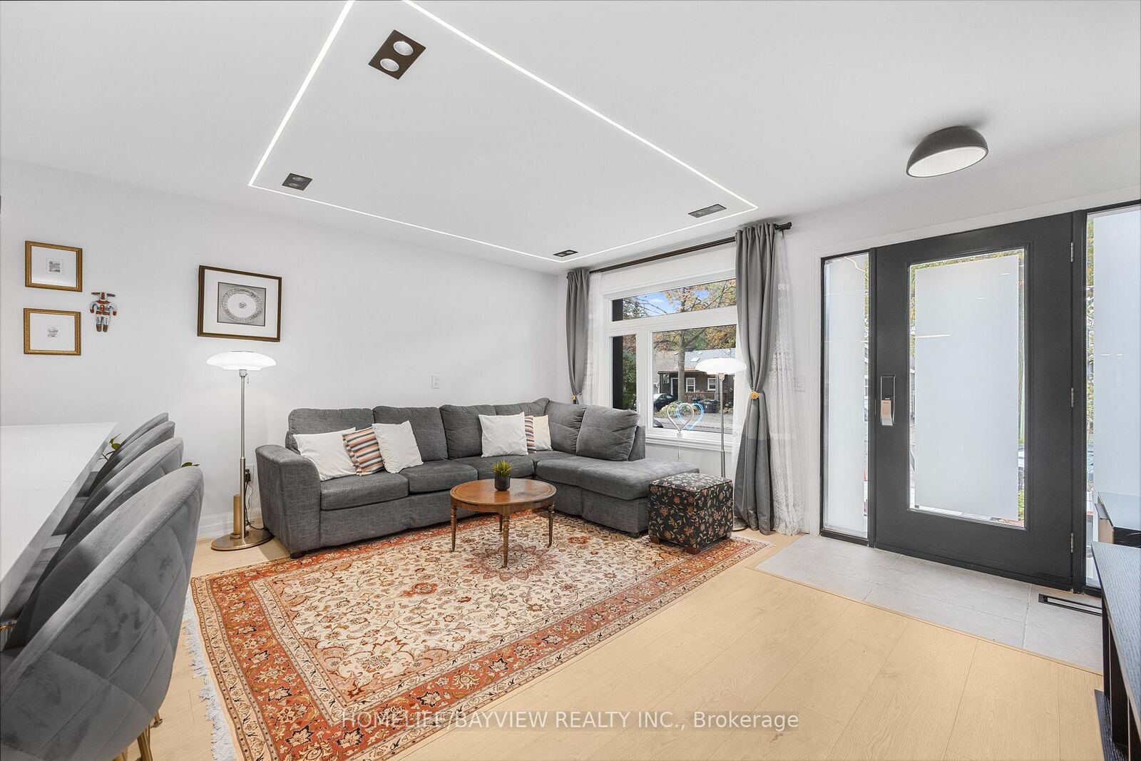 Property Photo: 9 Kenworthy Avenue ON M1L 3B1