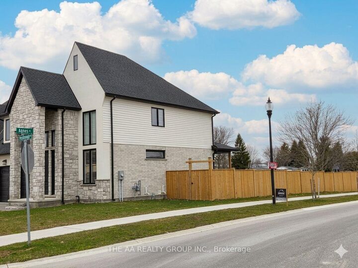 Property Photo: 187 Foxborough Place ON N0M 2P0