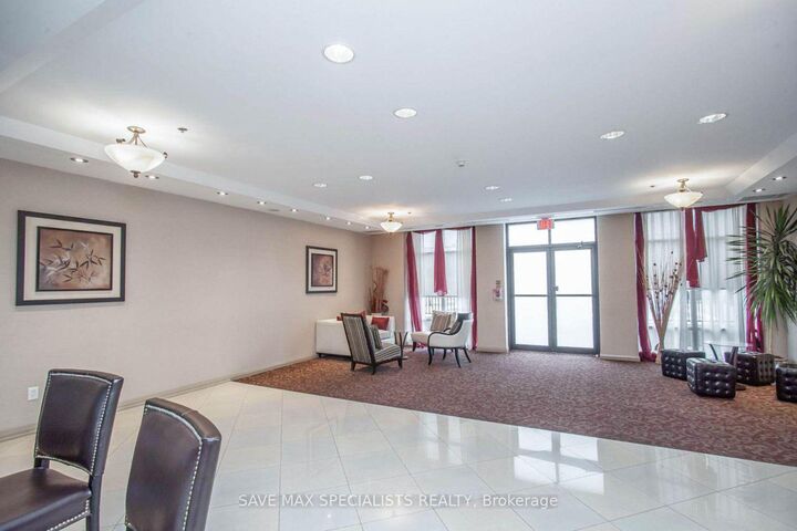 Property Photo: 220 Forum Drive 1809 ON L4Z 4K1