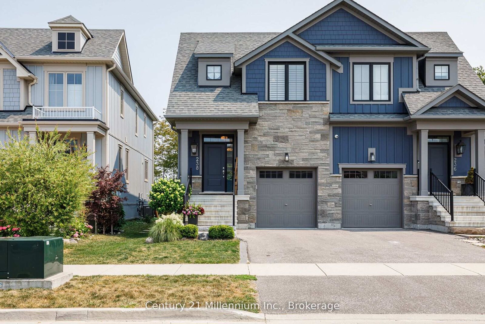 Photo de la propriété: 238 Courtland Street ON L9Y 4E2