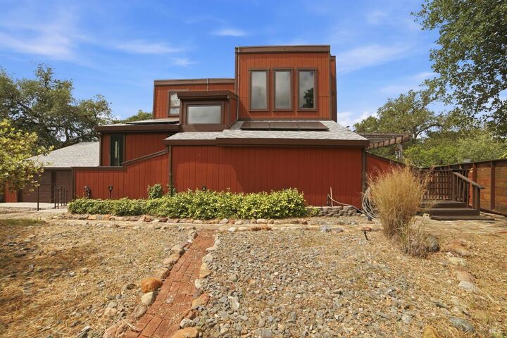 Property Photo: 26807 Oak Knoll Terrace CA 95425