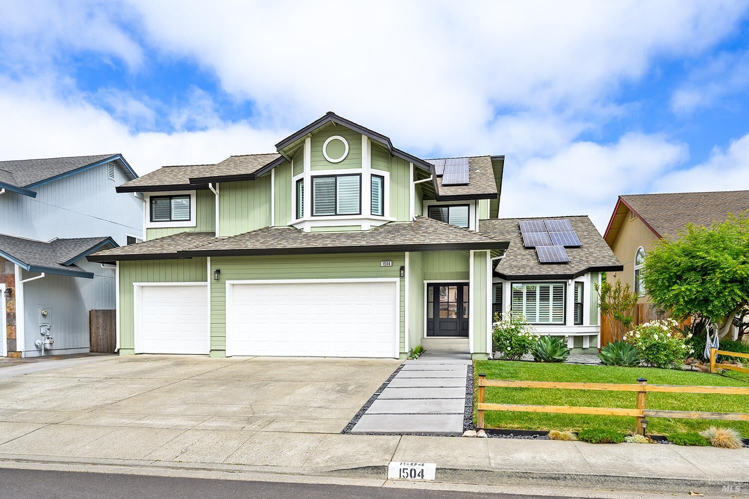 Property Photo: 1504 Maria Place CA 94928