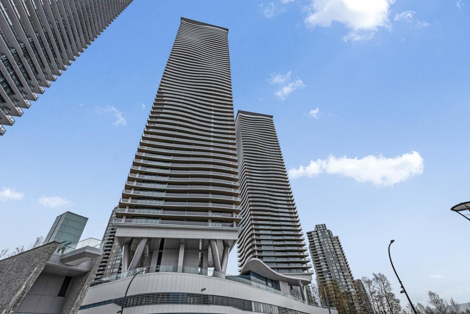 Property Photo:  4890 Lougheed Highway 1907  BC V5C 0N2 