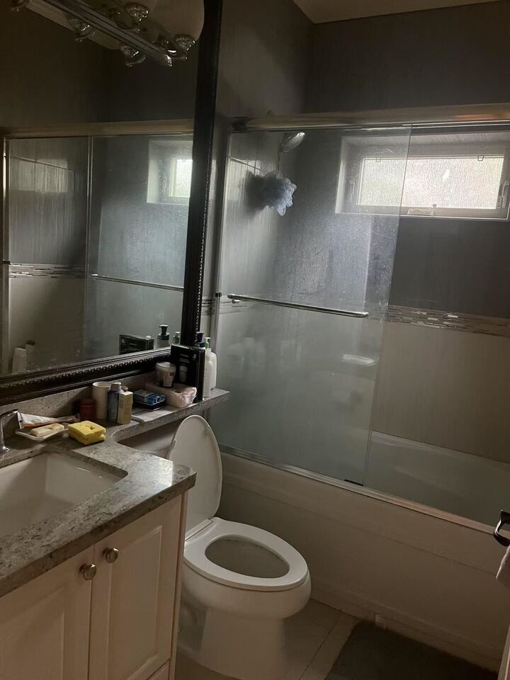Property Photo:  11011 Seafield Crescent  BC V7A 3H9 