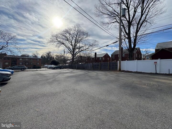 Property Photo:  500 S Courthouse Road 4  VA 22204 