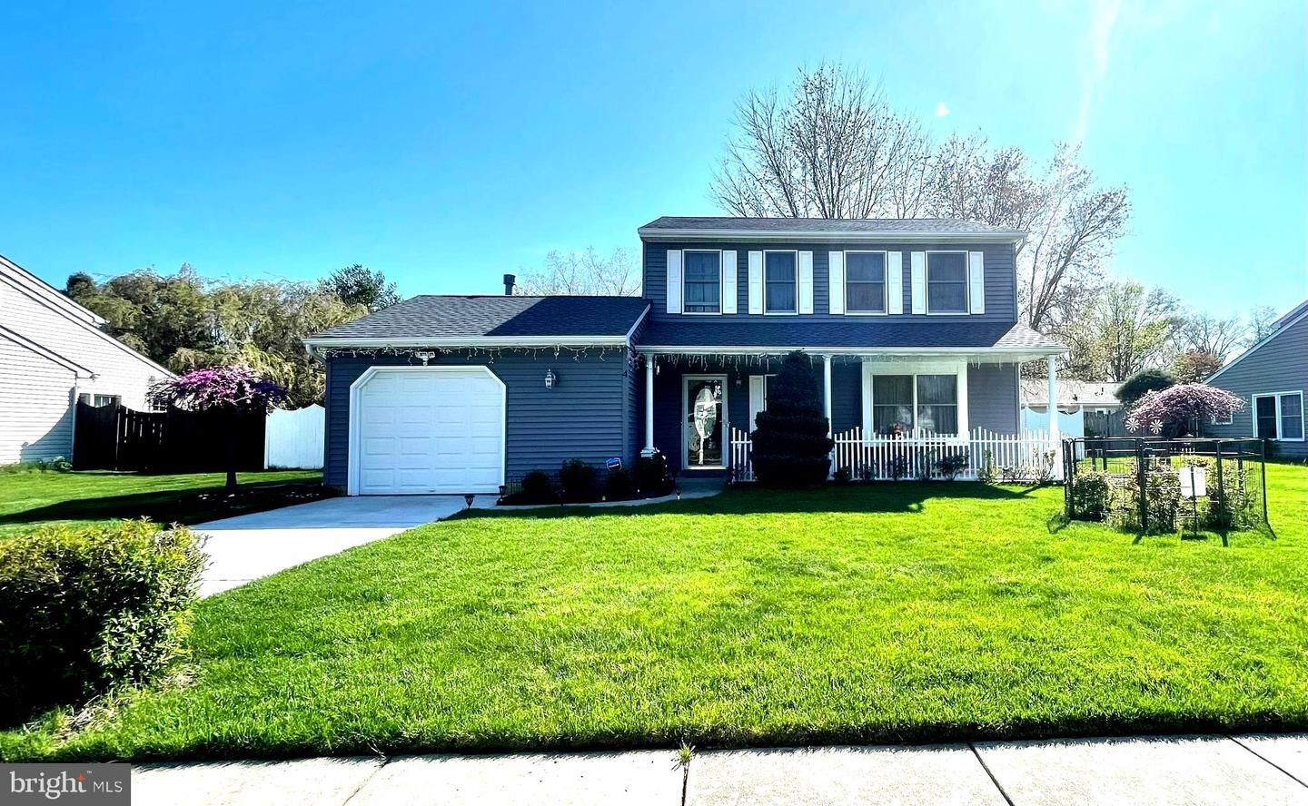 Property Photo:  4 Millbank Court  NJ 08043 