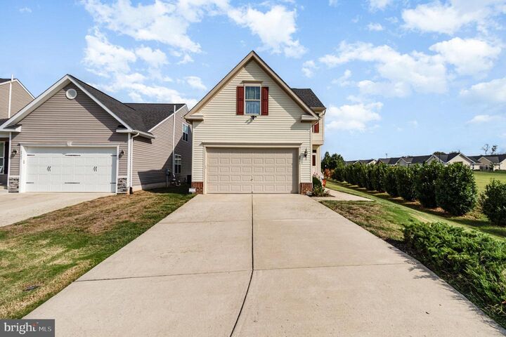 Property Photo:  5701 Spring Arbor Circle  VA 22407 