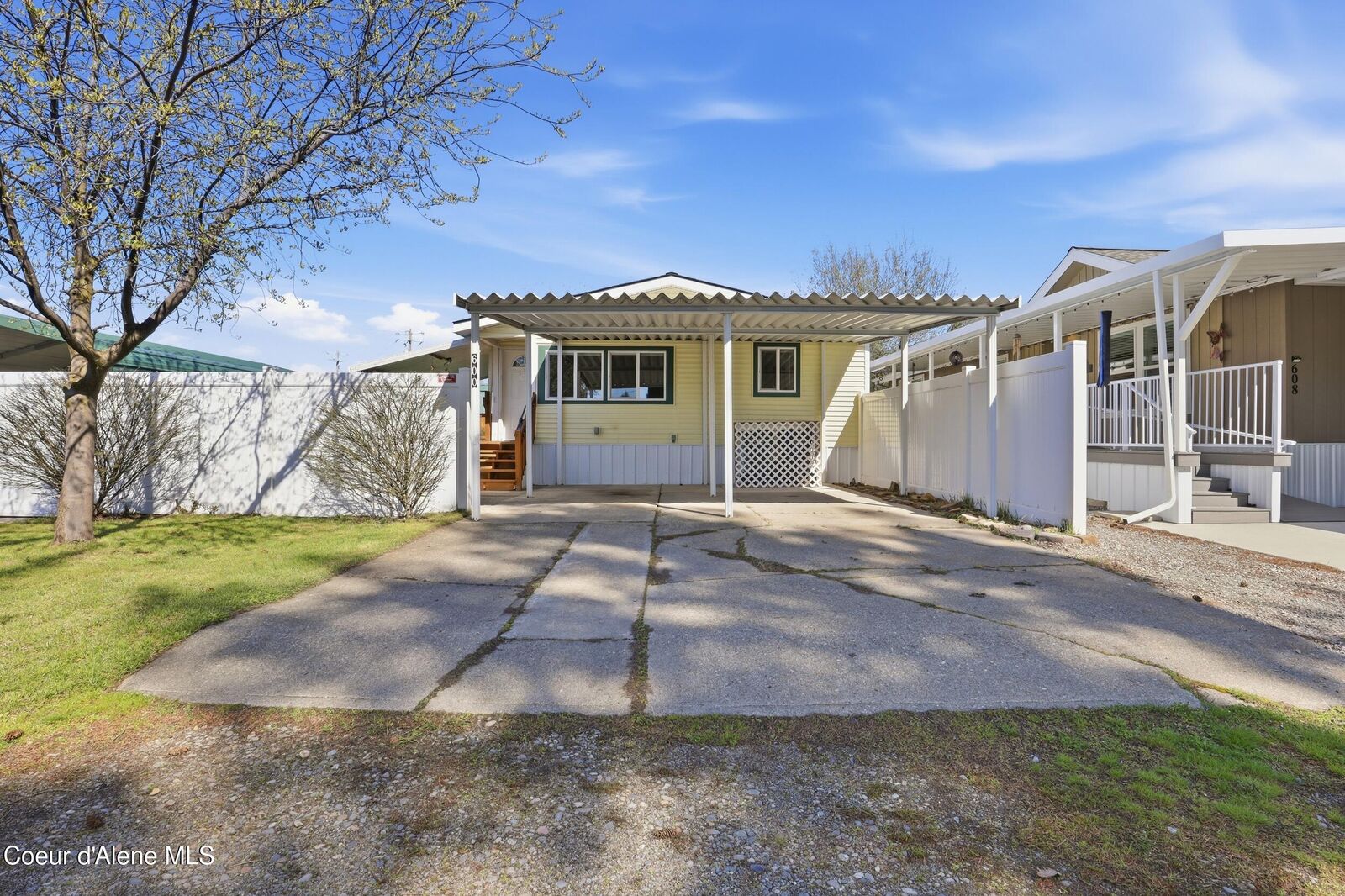 Property Photo:  600 W Myriah Loop  ID 83815 