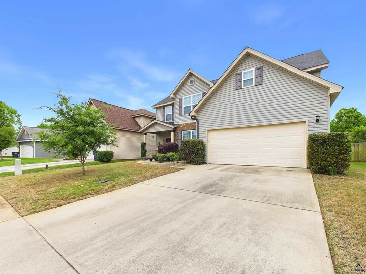 Property Photo:  309 Flowing Meadows Drive  GA 31047-2740 