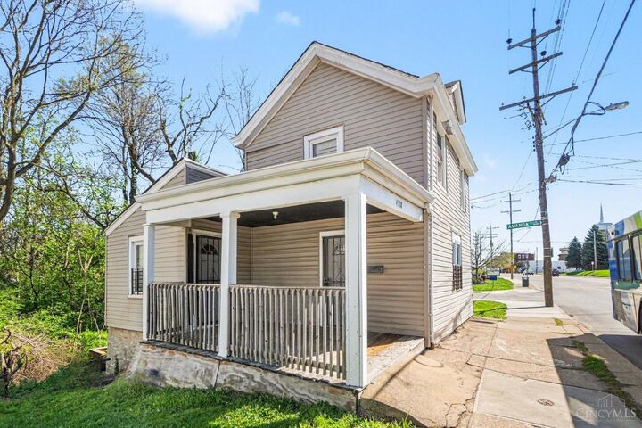 Property Photo: 4508 Glenway Avenue OH 45205