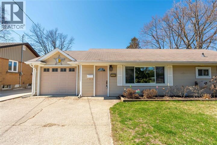 Property Photo: 1505 Mallah Drive ON N7V 3R4