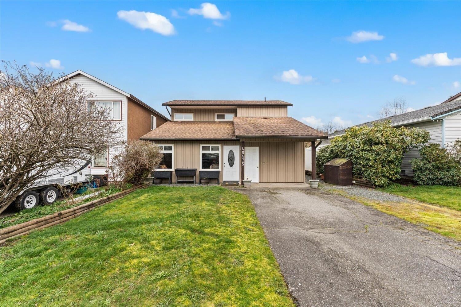 Property Photo:  45475 Meadowbrook Drive  BC V2P 7K3 